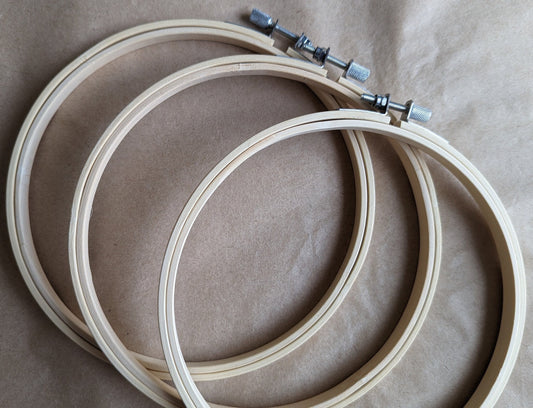 7" Wooden Embroidery Hoop: Needlework & Cross Stitch Accessory