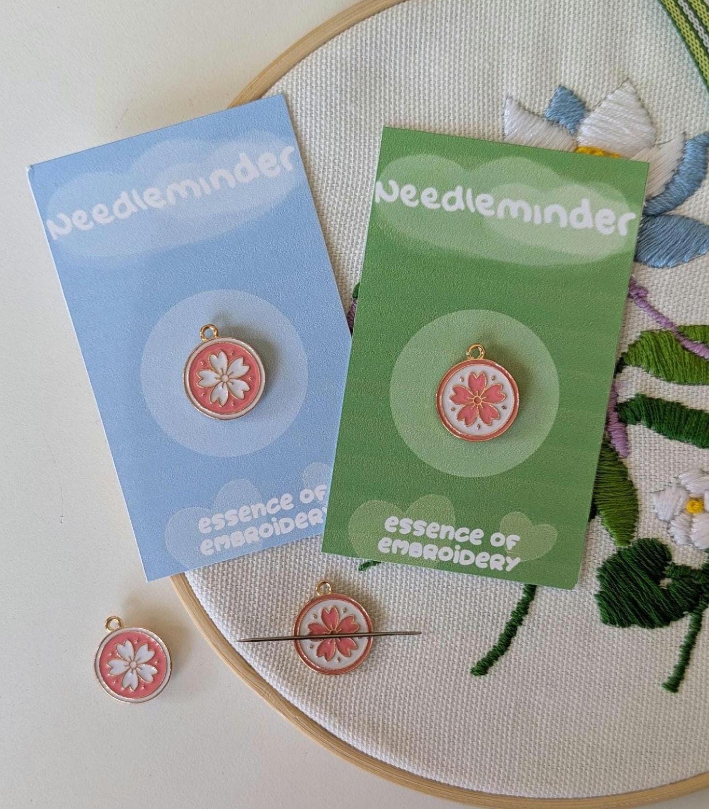 Pink Sakura Magnetic Needle Holder