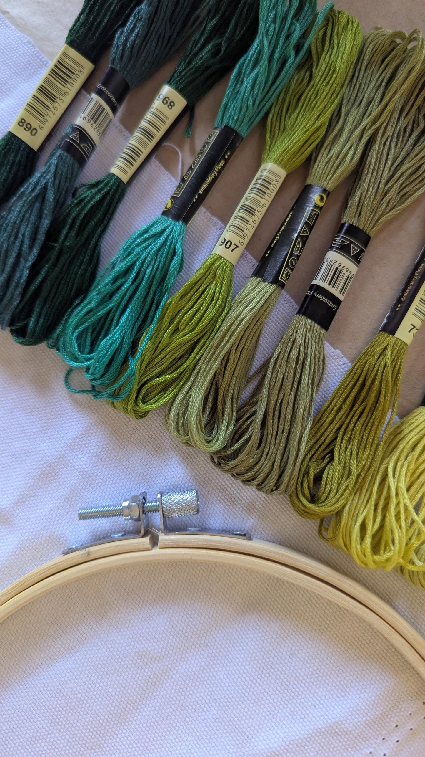 Forest Green Embroidery Thread Set 11pk